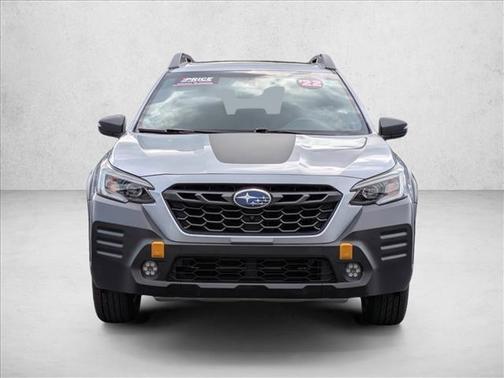 Ice Silver Metallic 2022 Subaru Outback Wilderness
