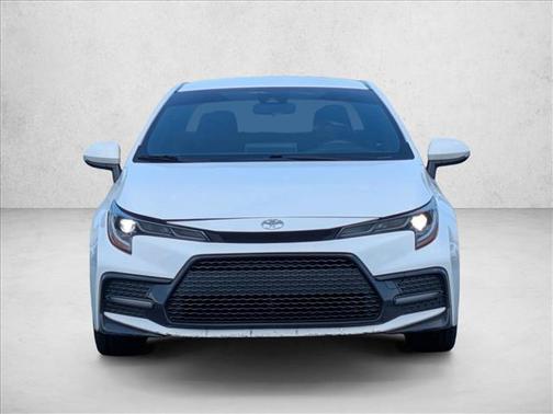 White 2020 Toyota Corolla SE