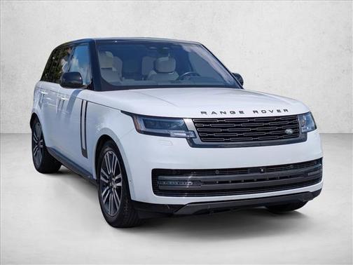 White 2023 Land Rover Range Rover P530 SE