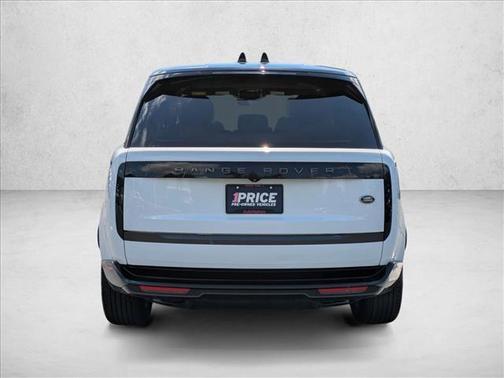 White 2023 Land Rover Range Rover P530 SE