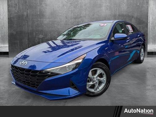 2023 Hyundai ELANTRA SE