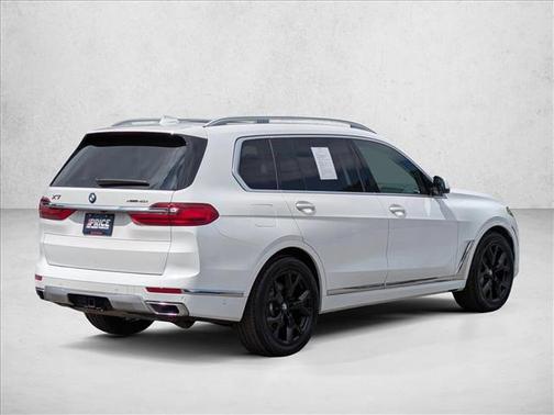 Alpine White 2019 BMW X7 xDrive40i