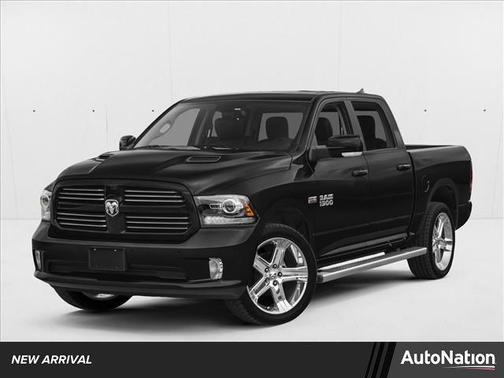 Brilliant Black Crystal Pearlcoat 2017 RAM 1500 Night Crew Cab 4x4 5'7' Box