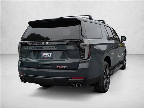 2025 Chevrolet Suburban RST