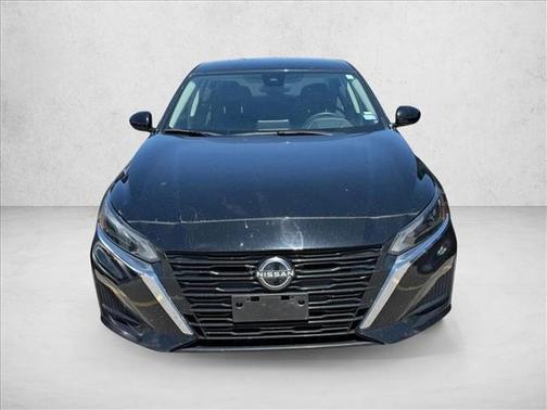 Super Black 2024 Nissan Altima 2.5 SV
