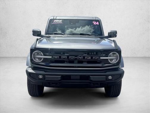 Carbonized Gray Metallic 2024 Ford Bronco Outer Banks
