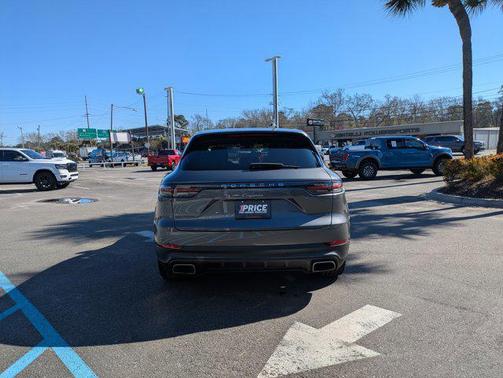 2021 Porsche Cayenne Cayenne