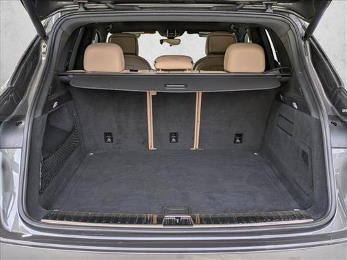 Black 2021 Porsche Cayenne Cayenne