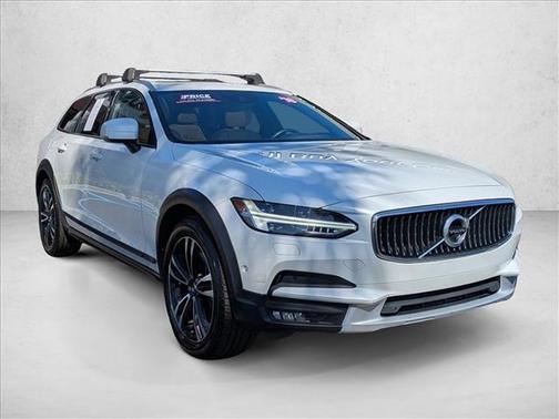 2018 Volvo V90 Cross Country T5