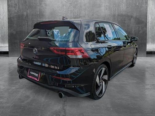 2024 Volkswagen Golf GTI 2.0T S DSG