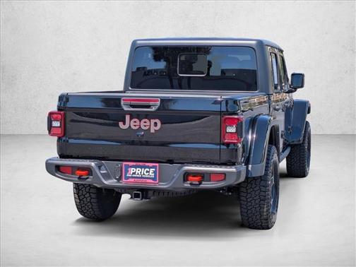 Black Clearcoat 2022 Jeep Gladiator Mojave 4x4