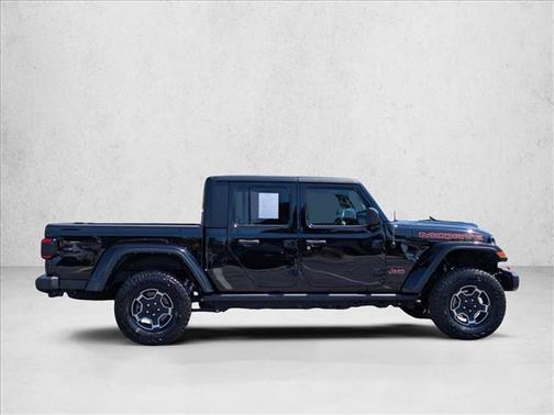 Black Clearcoat 2022 Jeep Gladiator Mojave 4x4