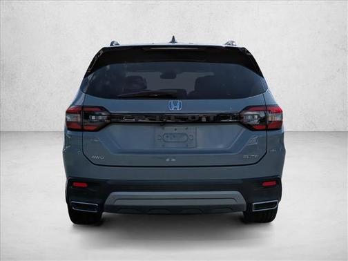 2023 Honda Pilot AWD Elite