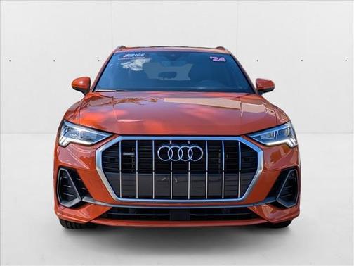 2024 Audi Q3 Premium 45 TFSI S line quattro Tiptronic