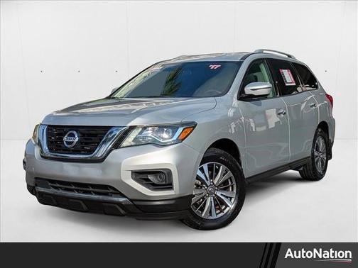 2017 Nissan Pathfinder S