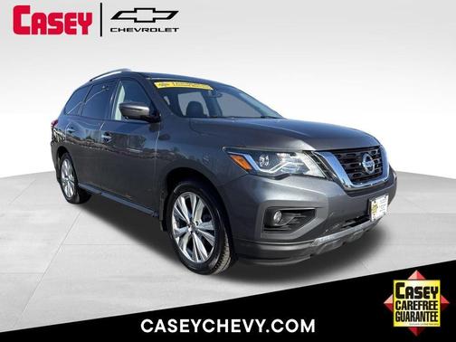 2019 Nissan Pathfinder SL