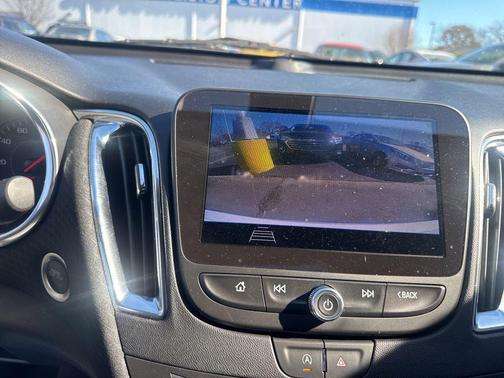 2020 Chevrolet Malibu FWD LT