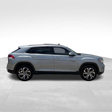 2022 Volkswagen Atlas Cross Sport 2.0T SEL