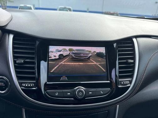 Black 2020 Chevrolet Trax LT