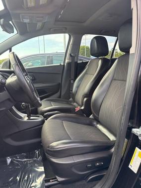 Black 2020 Chevrolet Trax LT