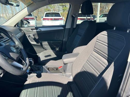 2023 Volkswagen Tiguan 2.0T S