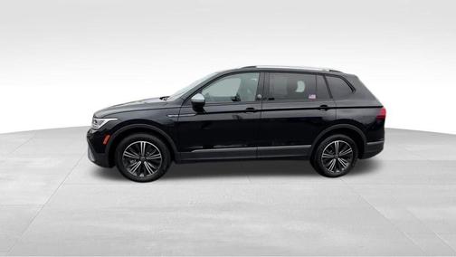 2024 Volkswagen Tiguan 2.0T Wolfsburg Edition