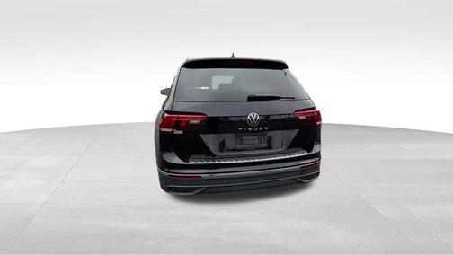 2024 Volkswagen Tiguan 2.0T Wolfsburg Edition