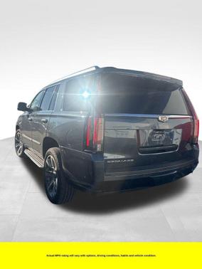 2019 Cadillac Escalade Luxury