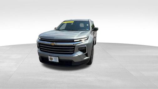 Gray 2024 Chevrolet Traverse LT