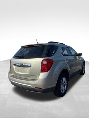Gold 2013 Chevrolet Equinox 1LT