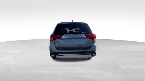 2020 Mitsubishi Outlander SE