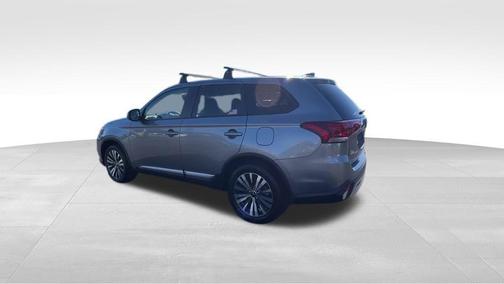 2020 Mitsubishi Outlander SE