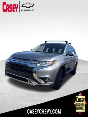 2020 Mitsubishi Outlander SE
