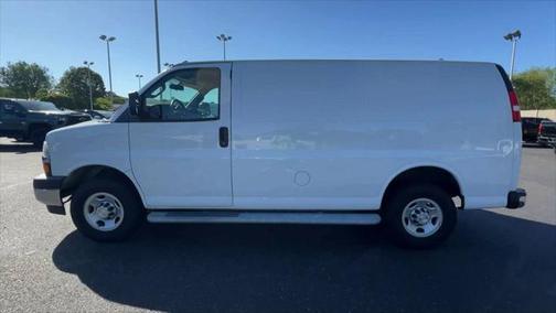 2022 Chevrolet Express 2500 RWD 2500 Regular Wheelbase WT