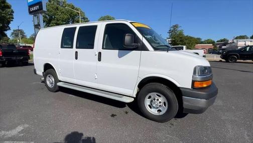 2022 Chevrolet Express 2500 RWD 2500 Regular Wheelbase WT