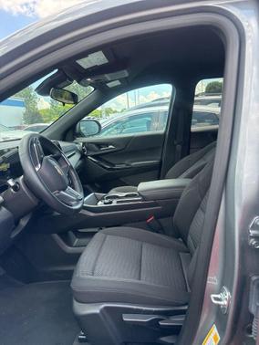 Gray 2026 Chevrolet Equinox 1LT