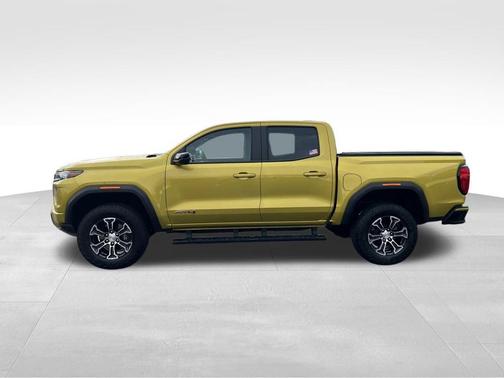 2023 GMC Canyon AT4