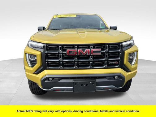 2023 GMC Canyon AT4