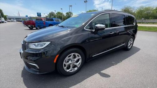2023 Chrysler Pacifica Limited