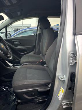 2021 Chevrolet Trax LS