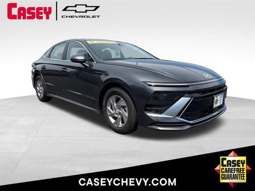 Gray 2025 Hyundai SONATA SE