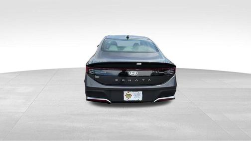 Gray 2025 Hyundai SONATA SE