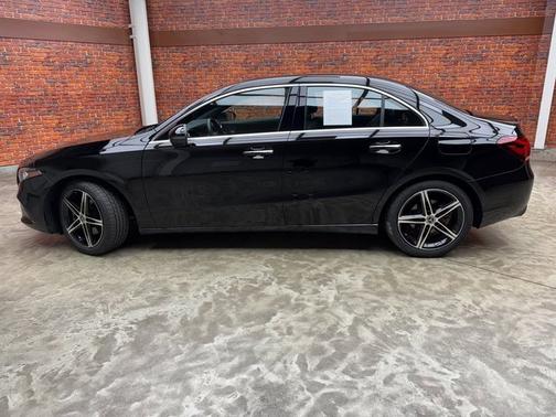 2022 Mercedes-Benz A-Class 