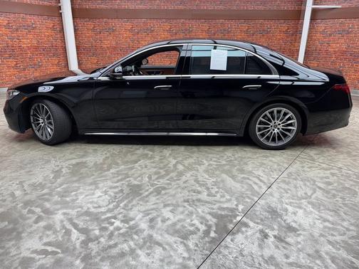 2022 Mercedes-Benz S-Class 