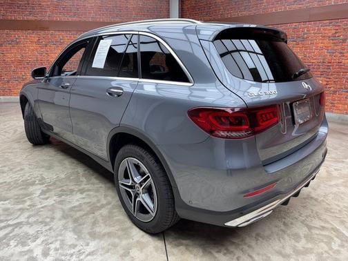2022 Mercedes-Benz GLC 300 