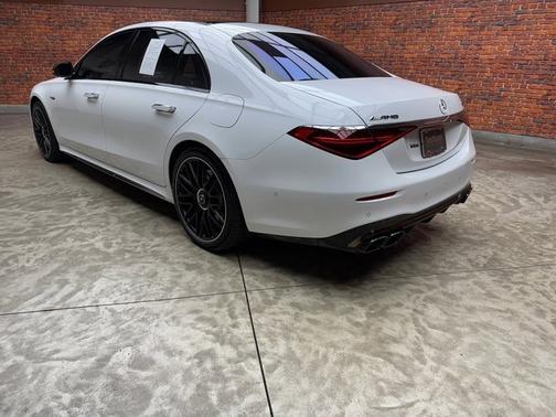 2024 Mercedes-Benz AMG S 63 E 