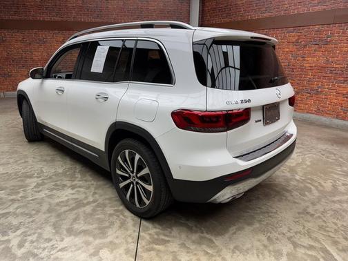 2023 Mercedes-Benz GLB 250 4MATIC