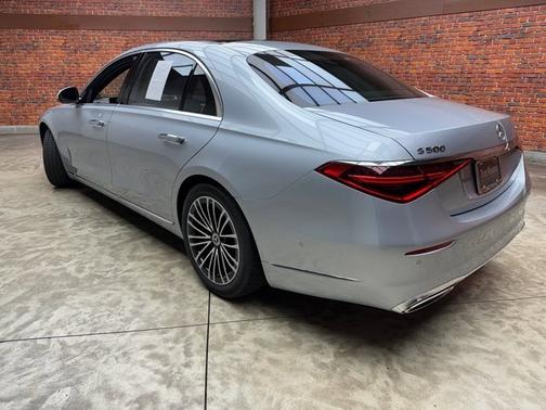 2022 Mercedes-Benz S-Class 