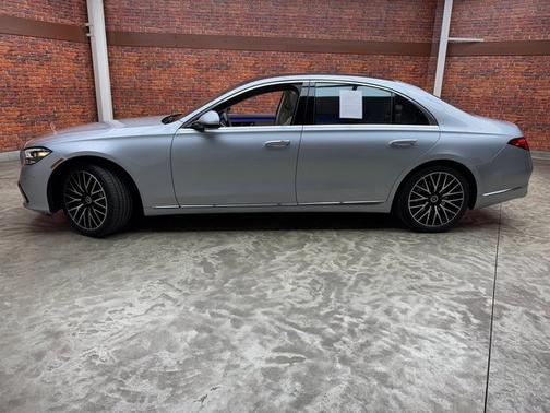 2022 Mercedes-Benz S-Class
