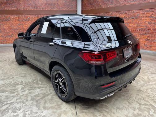 2022 Mercedes-Benz GLC 300